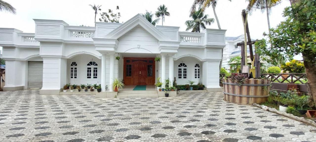 Jinan Palace Guest House Jinan Palace Guest House Недумбасери Екстериор снимка
